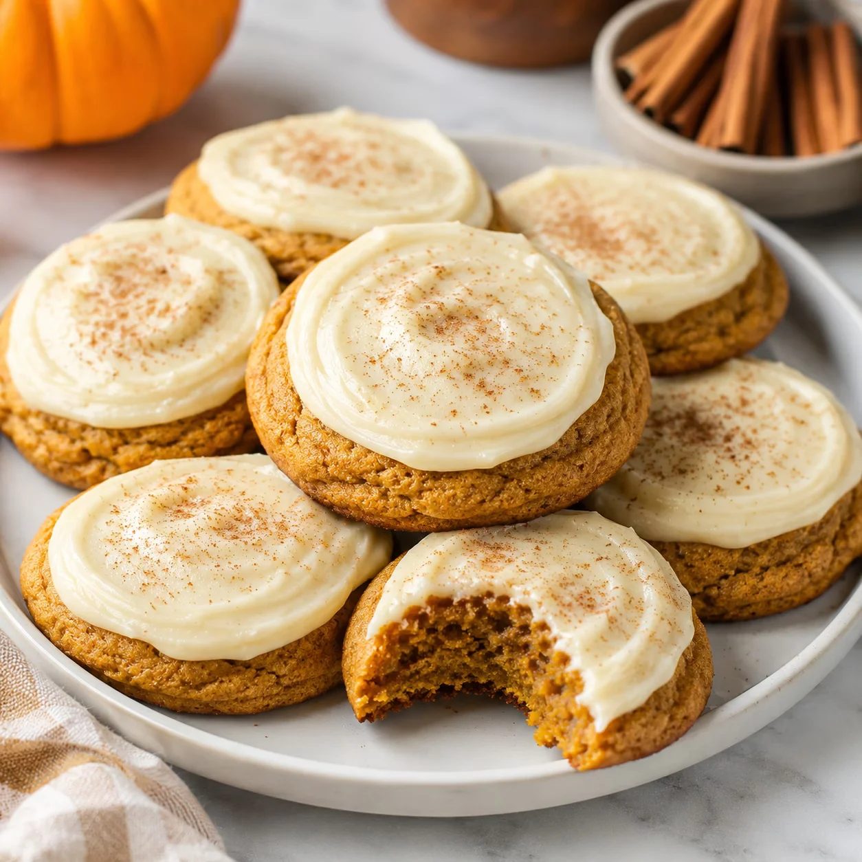 Pumpkin Cookies,Pumpkin Cookies with Cream Cheese Icing